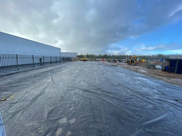 Permeable paving resin