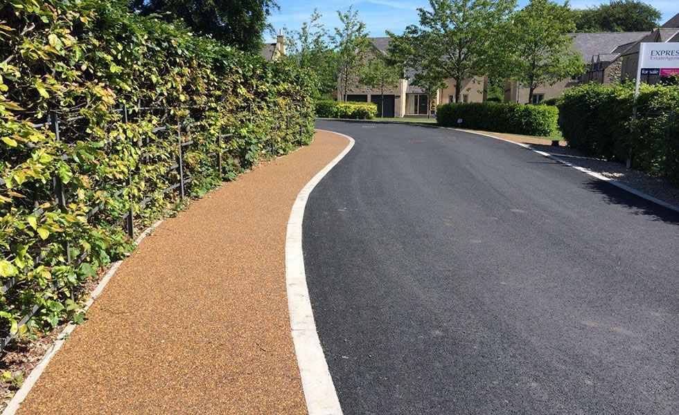Resin driveway porous